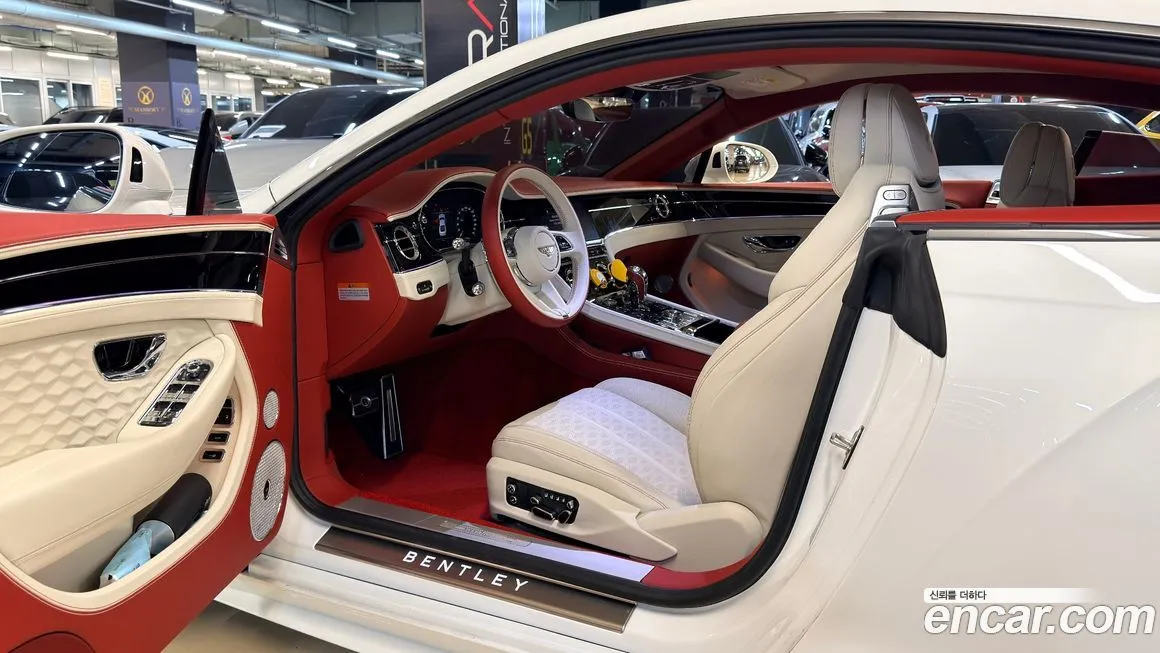 Bentley Continental 2025 из KR, фото 7
