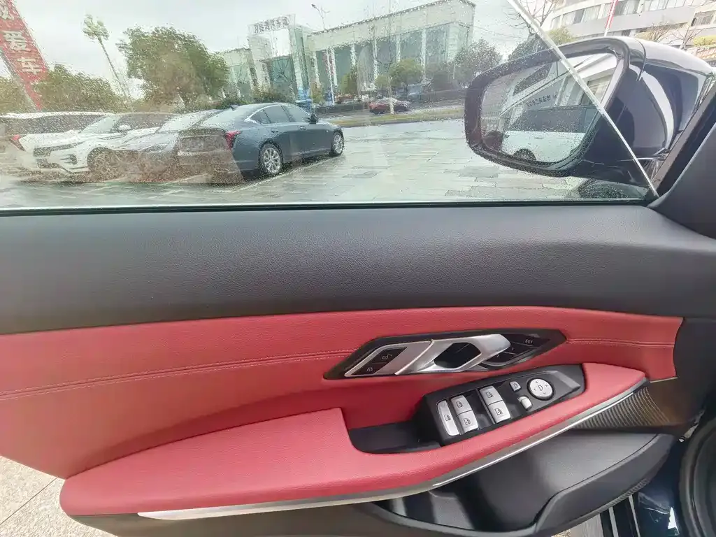 BMW i3 2025 из CN, фото 4