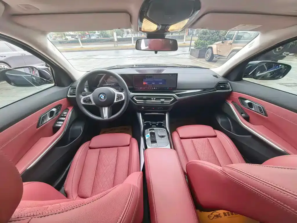 BMW i3 2025 из CN, фото 9