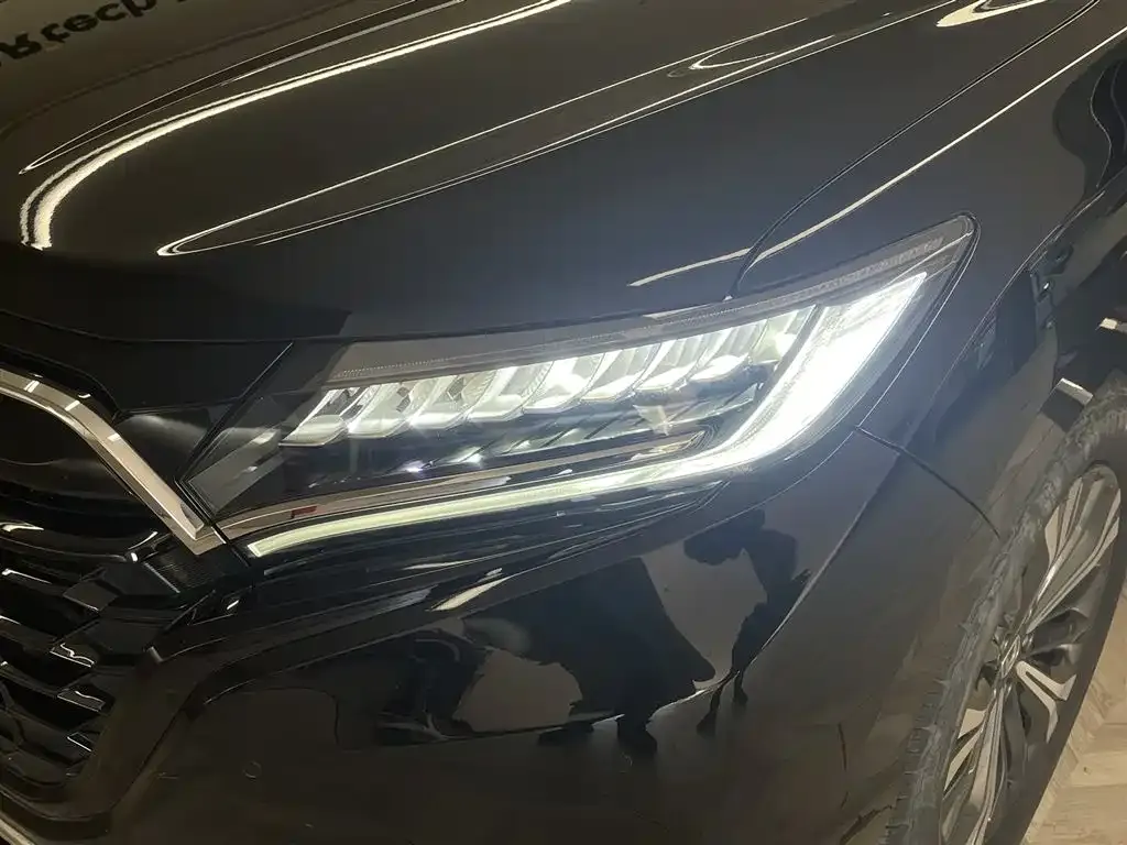 Honda UR-V 2023 из CN, фото 2