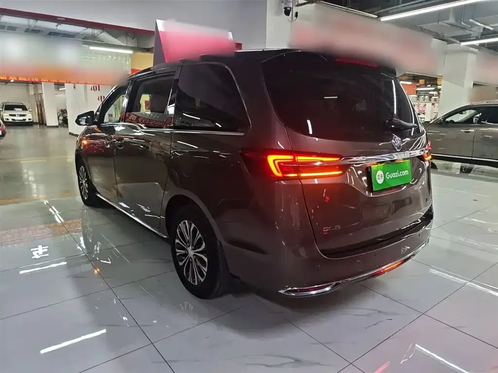 Buick GL8 2023 из CN, фото 4