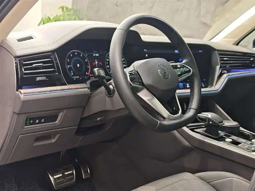 Volkswagen Touareg 2024 из CN, фото 9