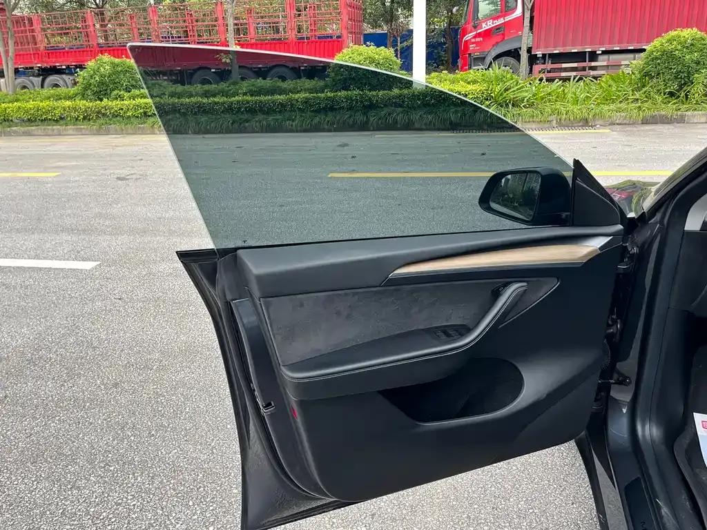 Tesla Model Y 2022 из CN, фото 7