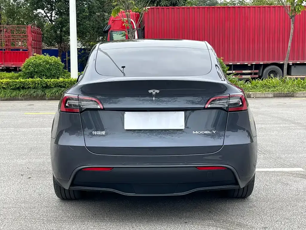 Tesla Model Y 2022 из CN, фото 10