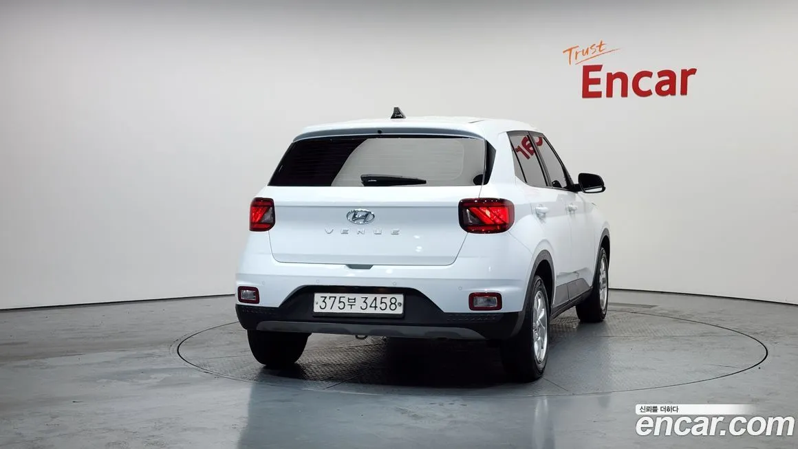 Hyundai Venue 2021 из KR, фото 2