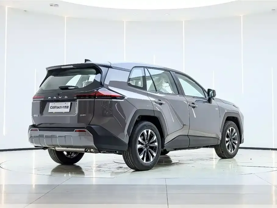 Toyota RAV4 2026 из CN, фото 4