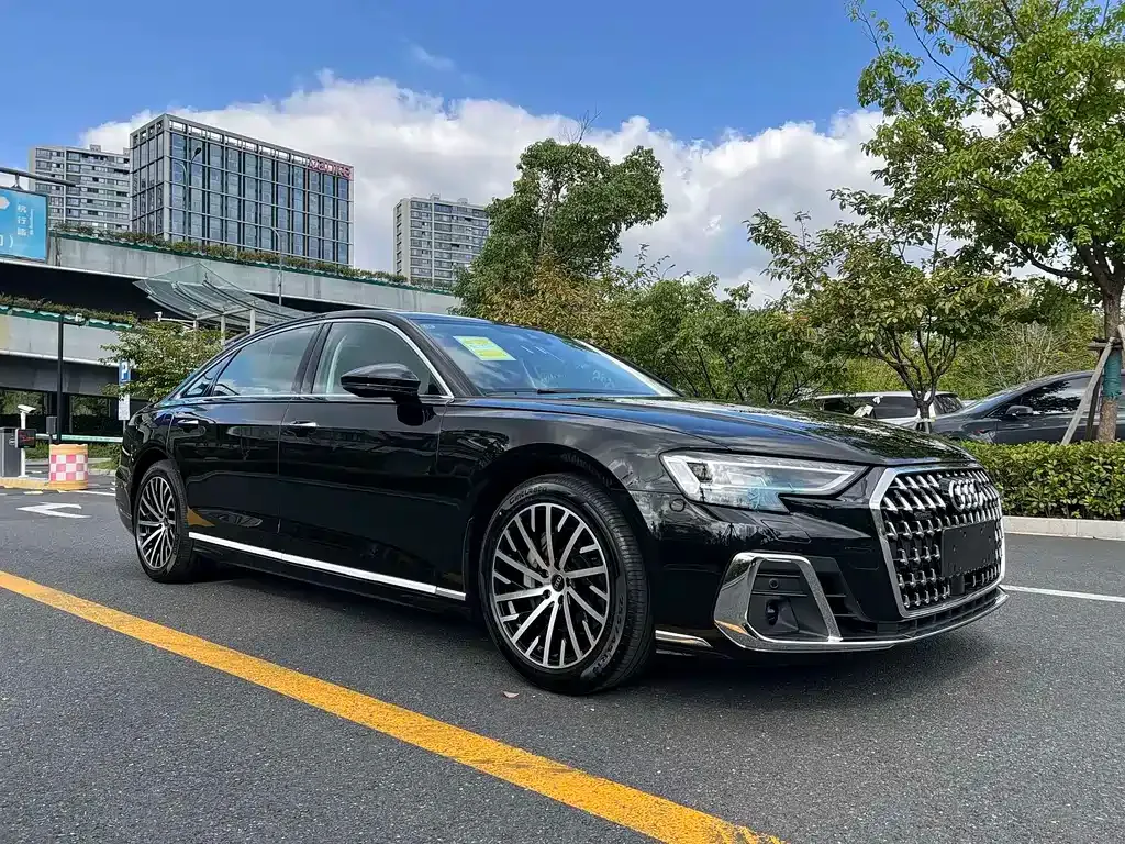 Audi A8 2024 из CN, фото 6