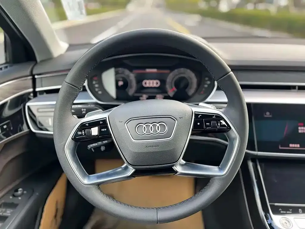 Audi A8 2024 из CN, фото 4