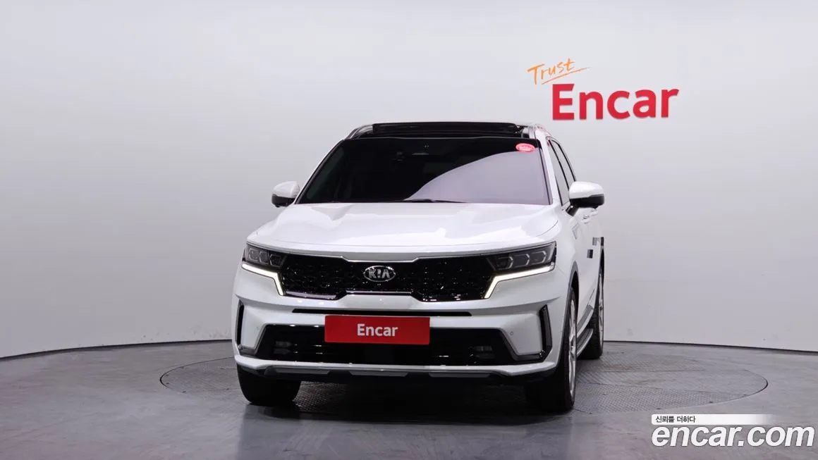 Kia Sorento — фото 10
