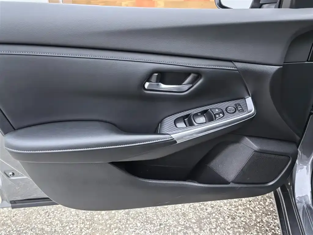 Nissan Sylphy 2022 из CN, фото 2