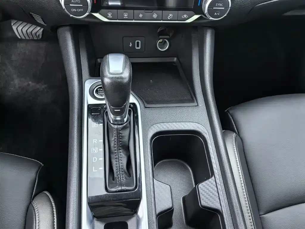Nissan Sylphy 2022 из CN, фото 10