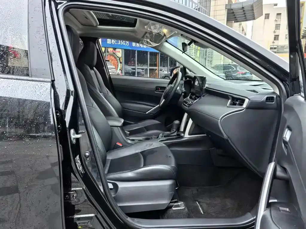 Toyota Frontlander 2024 из CN, фото 6