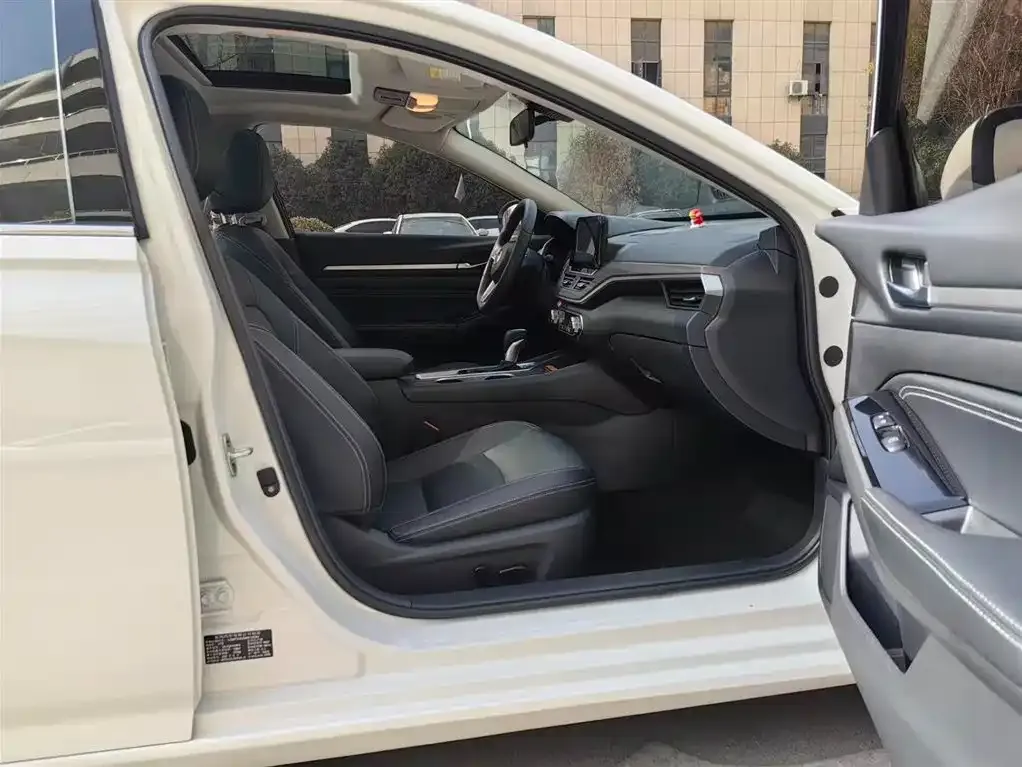 Nissan Teana 2022 из CN, фото 10