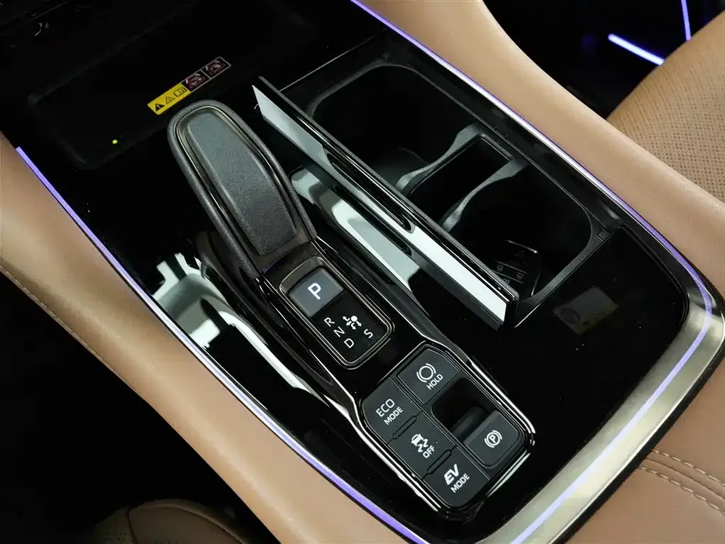 Toyota Vellfire 2025 из CN, фото 7
