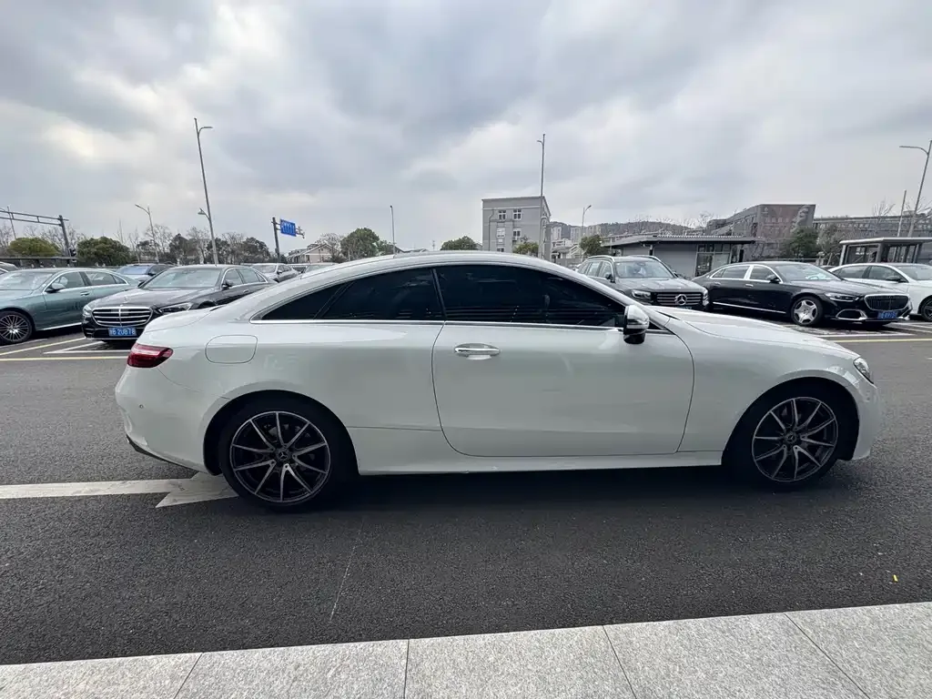 Mercedes-Benz E-Class (Import) 2023 из CN, фото 5