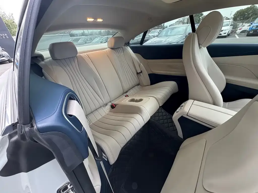 Mercedes-Benz E-Class (Import) 2023 из CN, фото 9