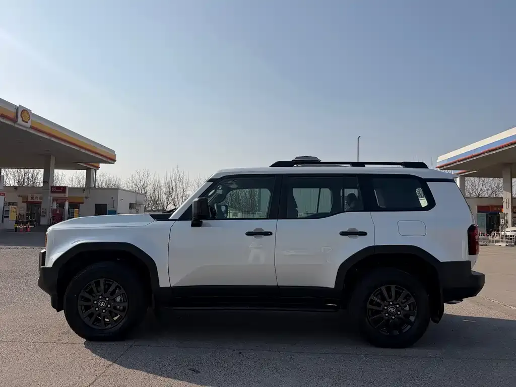 Toyota Prado 2026 из CN, фото 4