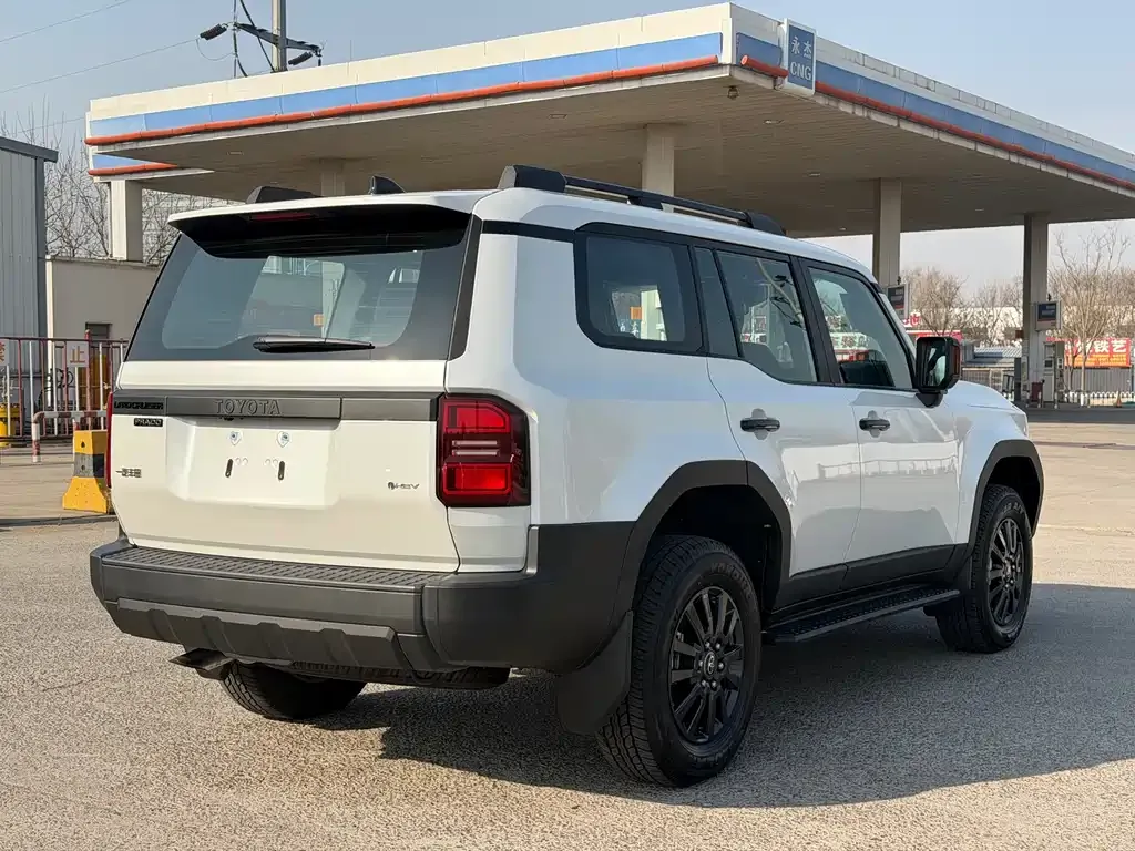 Toyota Prado 2026 из CN, фото 6