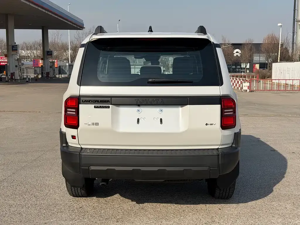Toyota Prado 2026 из CN, фото 9