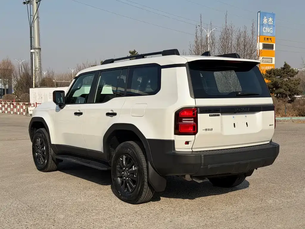 Toyota Prado 2026 из CN, фото 8