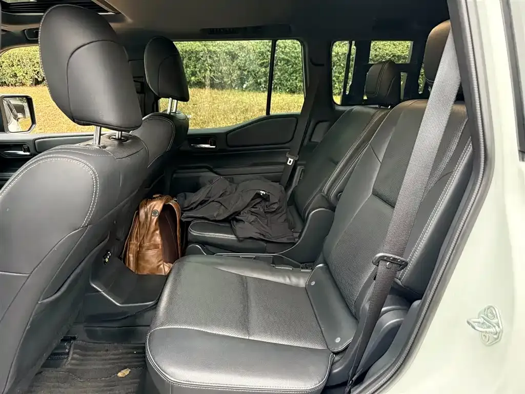 Toyota Prado 2024 из CN, фото 2