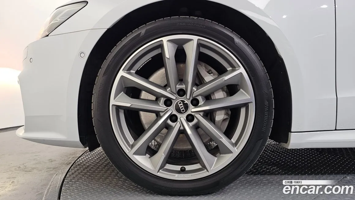 Audi A7 2021 из KR, фото 9