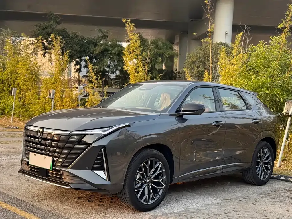 Changan UNI-Z New Energy 2026 из CN, фото 1