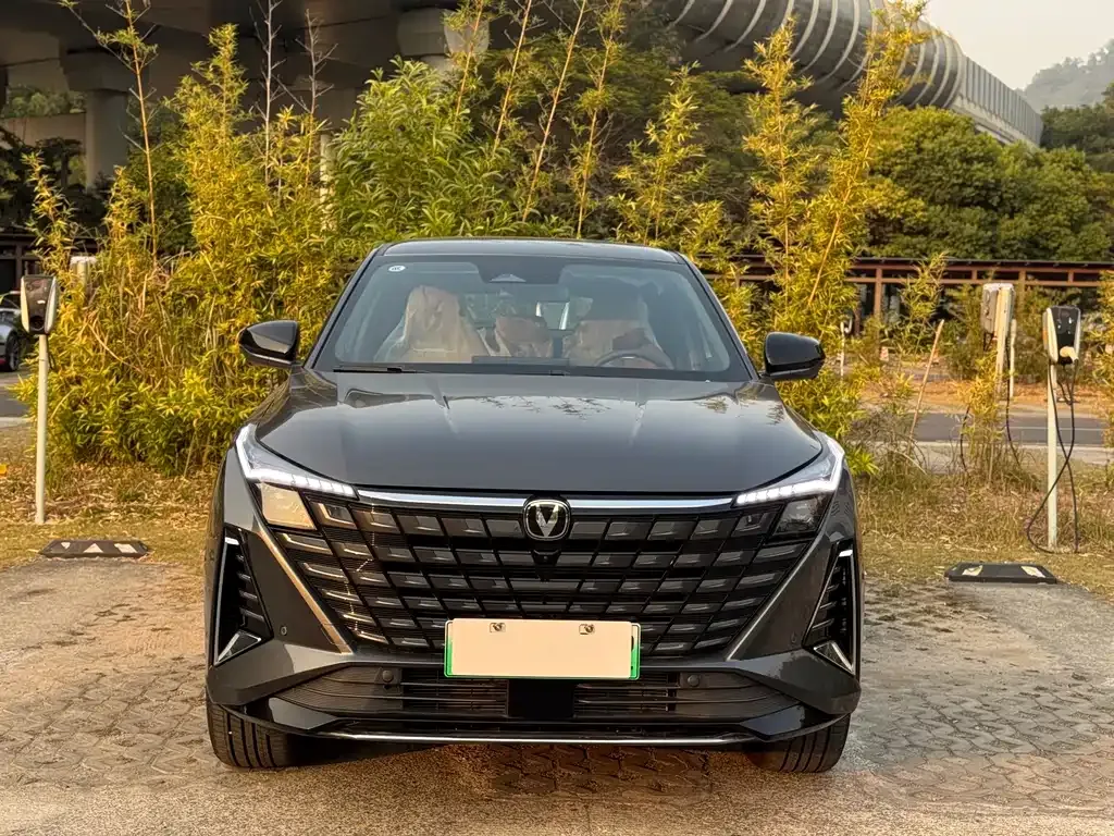 Changan UNI-Z New Energy 2026 из CN, фото 10
