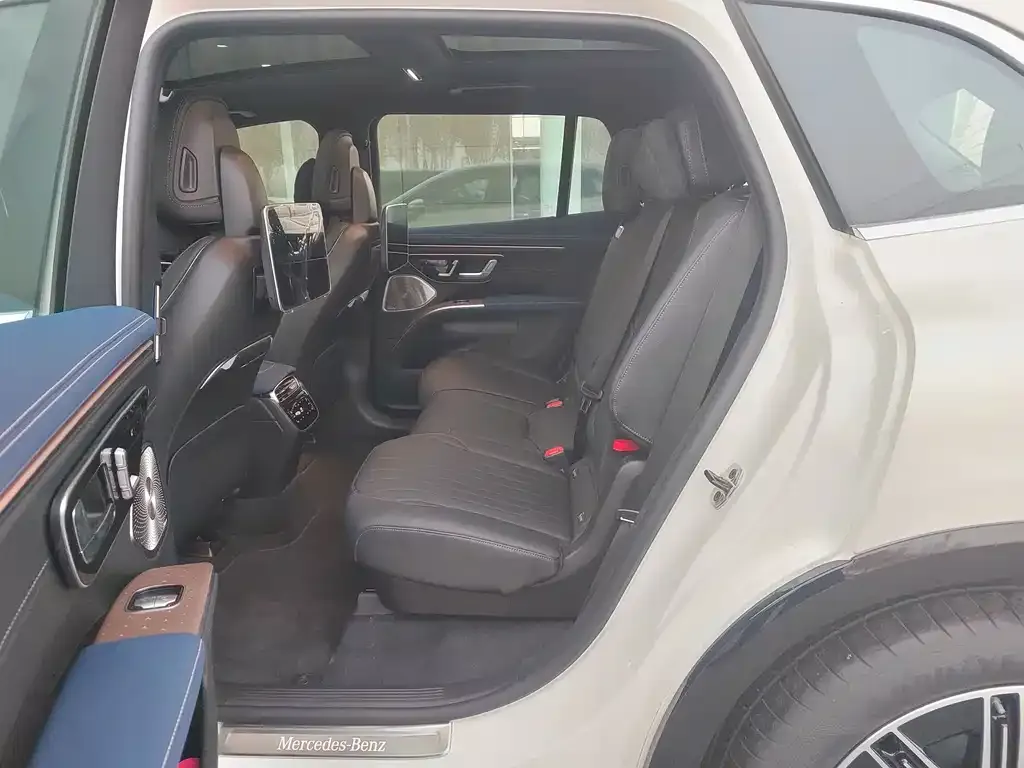 Mercedes-Benz EQS SUV 2025 из CN, фото 10