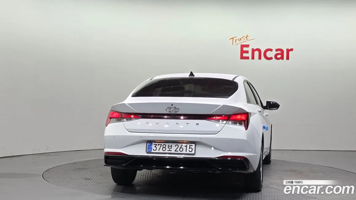 Hyundai AVANTE 2021 из KR, фото 3