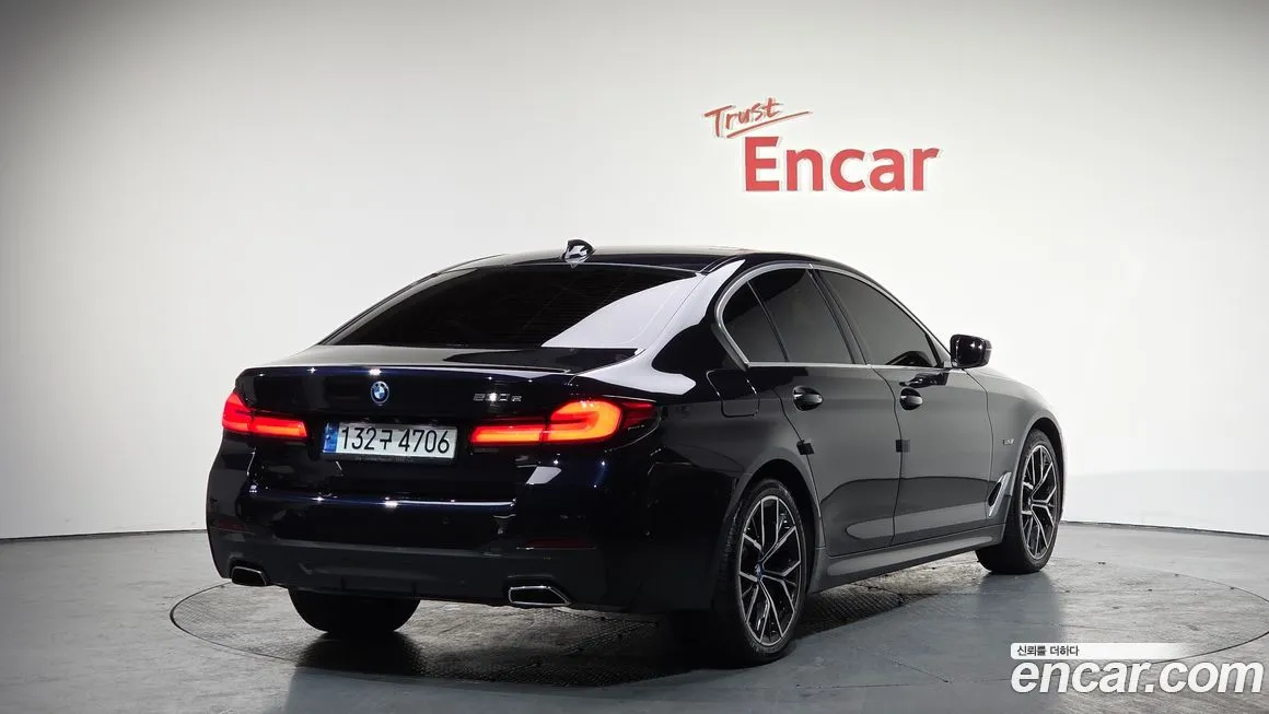 BMW 5-Series 2022 из KR, фото 3