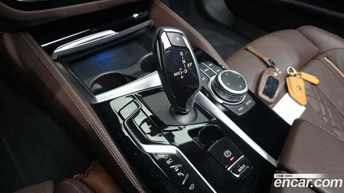 BMW 5-Series 2022 из KR, фото 9