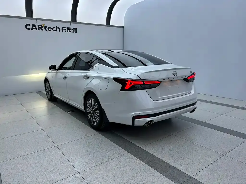 Nissan Teana 2023 из CN, фото 5