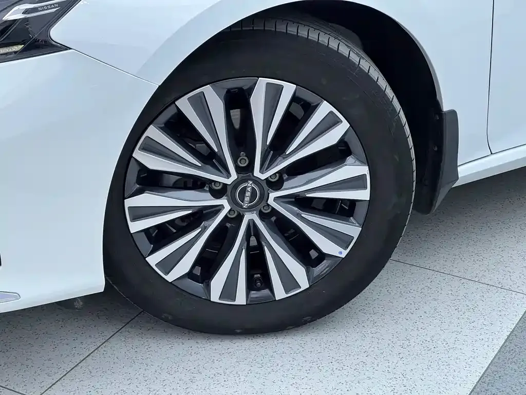 Nissan Teana 2023 из CN, фото 8