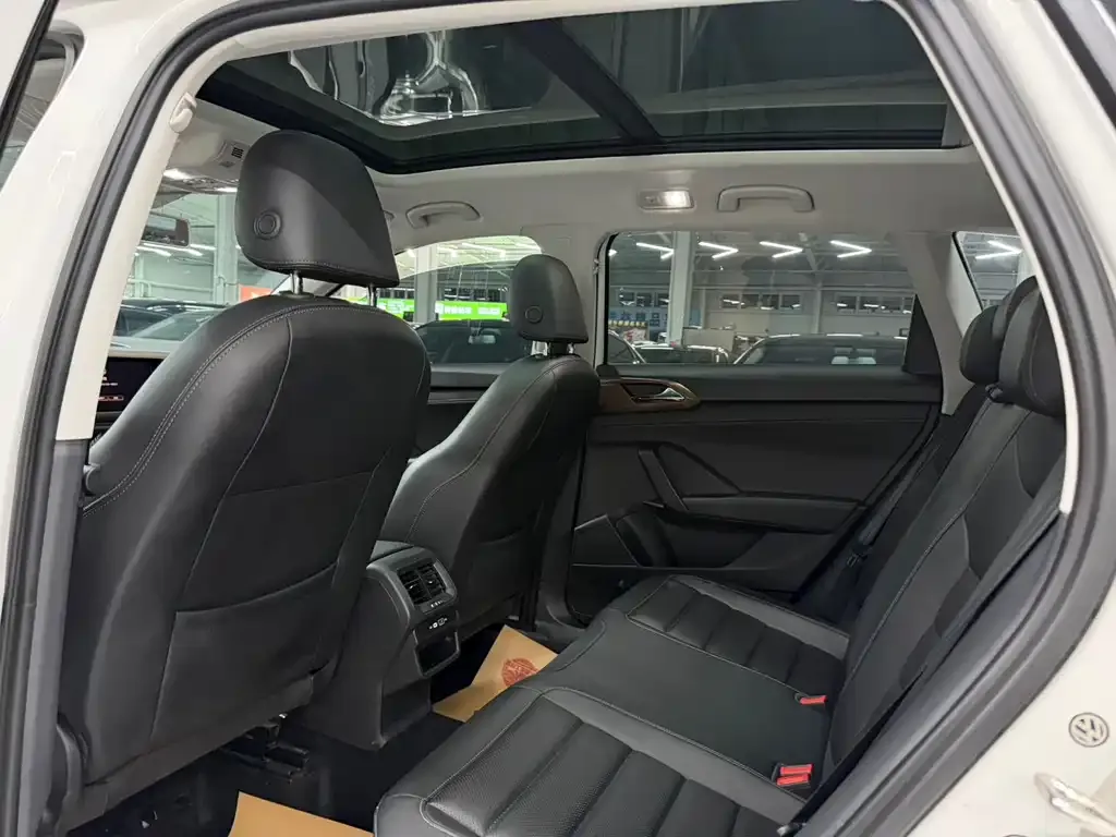 Volkswagen Tharu 2022 из CN, фото 6
