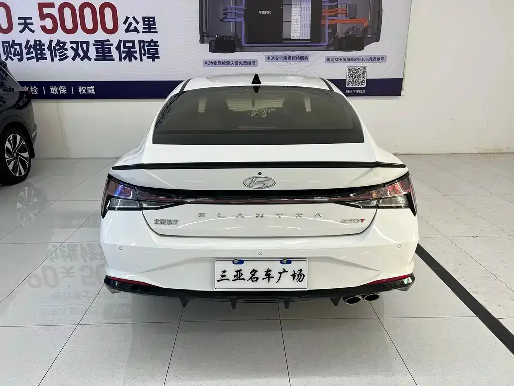 Hyundai Elantra 2023 из CN, фото 8