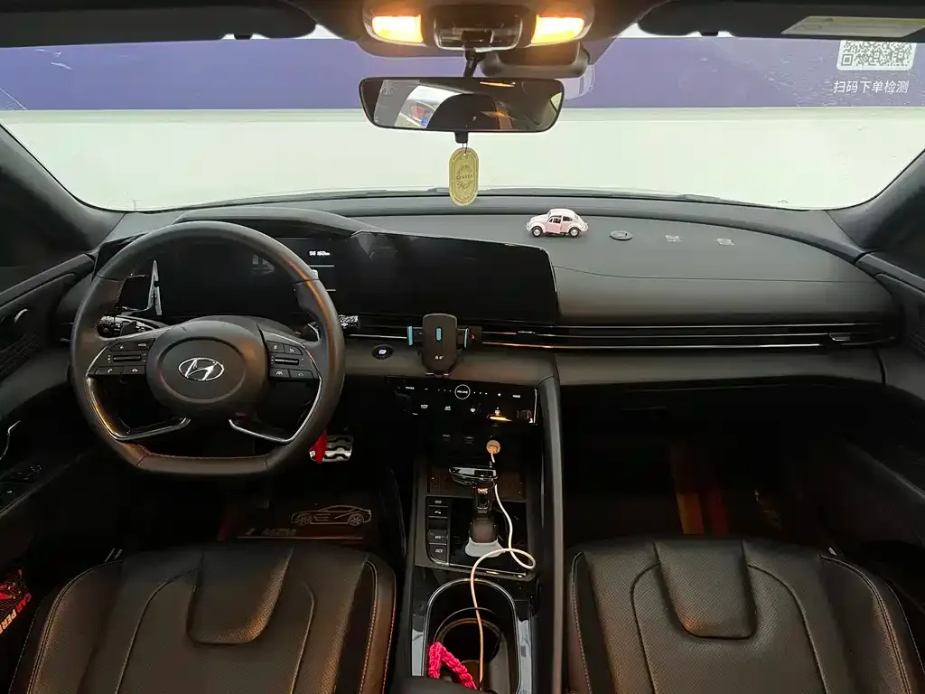 Hyundai Elantra 2023 из CN, фото 2
