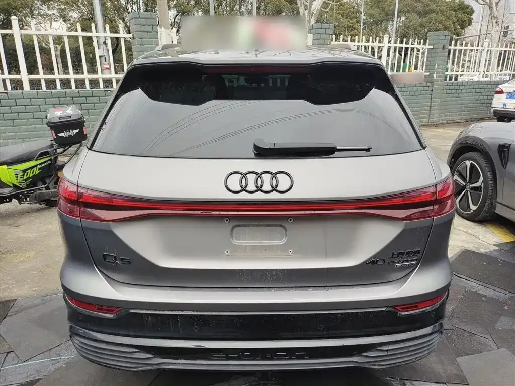 Audi Q5 e-tron 2023 из CN, фото 9