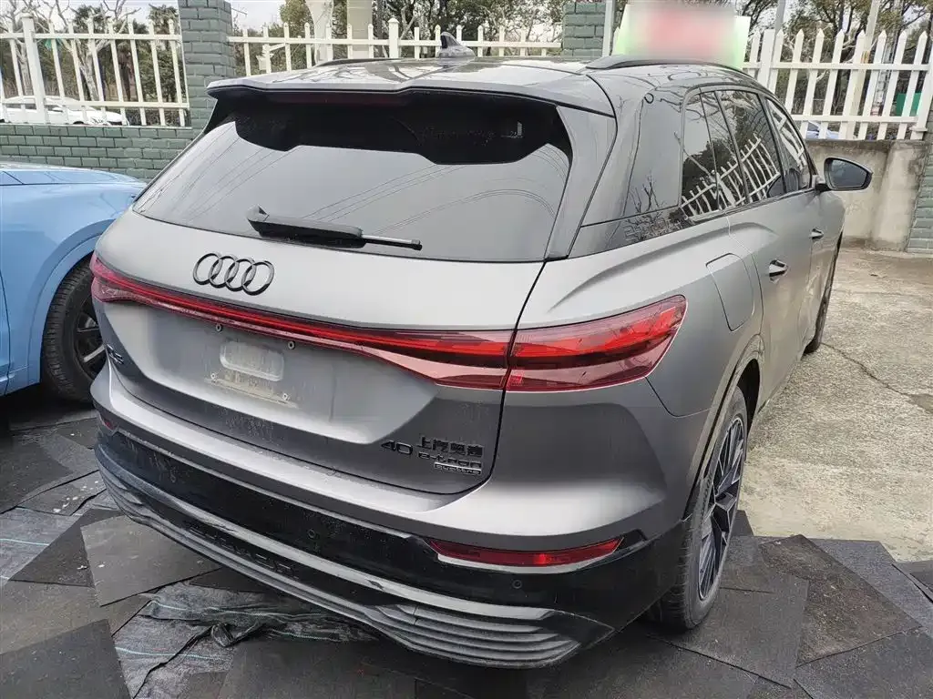 Audi Q5 e-tron 2023 из CN, фото 7