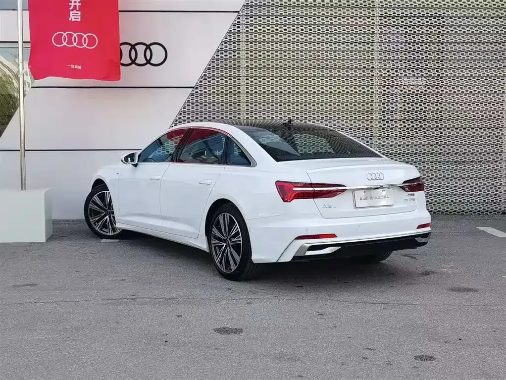 Audi A6L 2025 из CN, фото 7