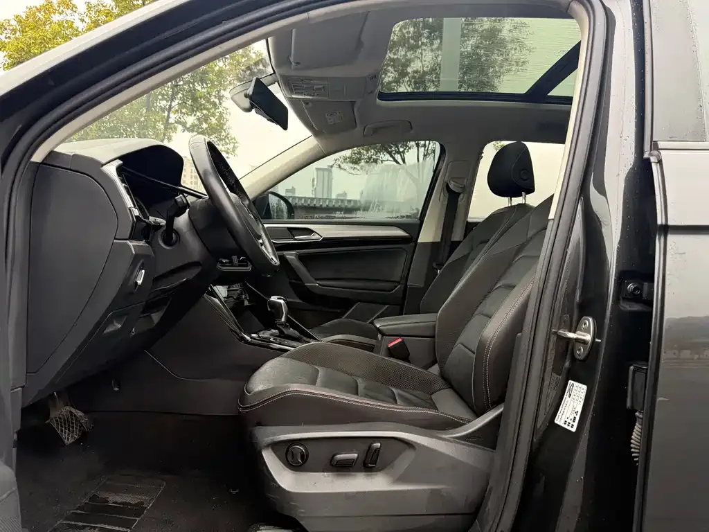 Volkswagen Tayron 2021 из CN, фото 5
