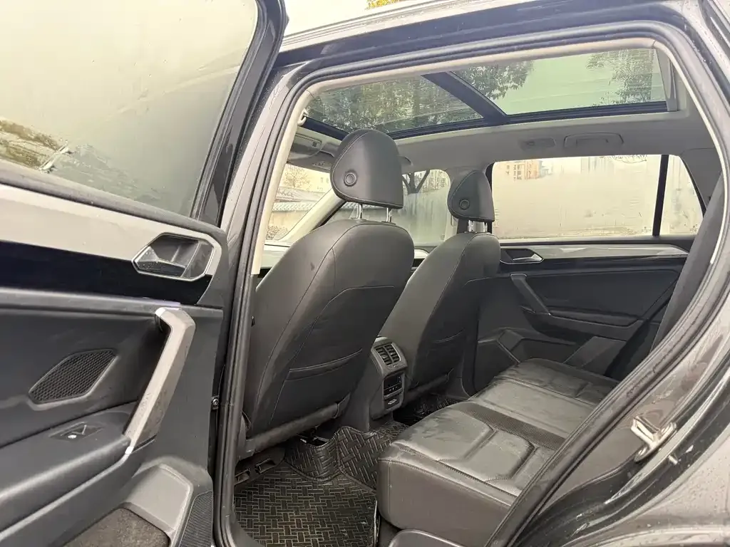 Volkswagen Tayron 2021 из CN, фото 2