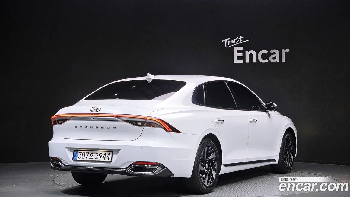 Hyundai Grandeur 2022 из KR, фото 8