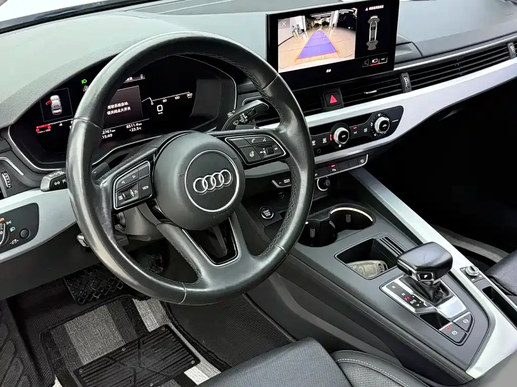 Audi A4L 2022 из CN, фото 3