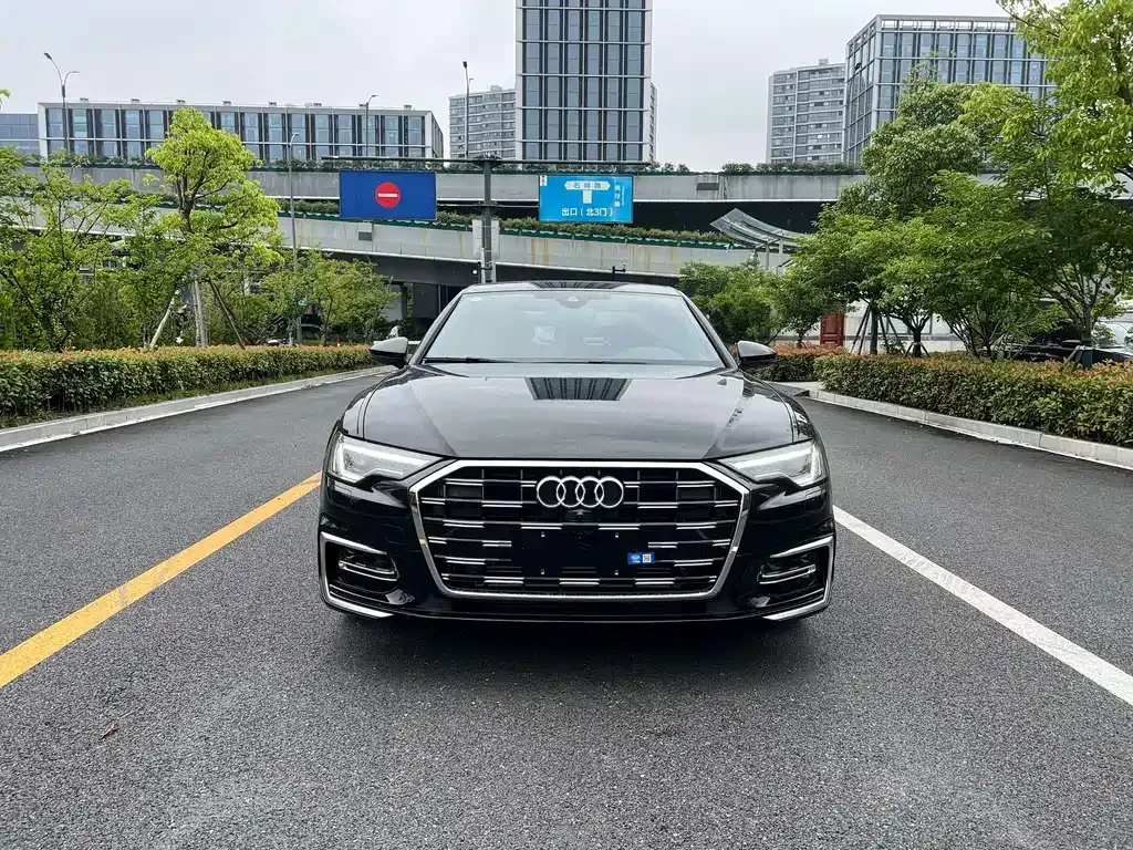 Audi A6L 2025 из CN, фото 7