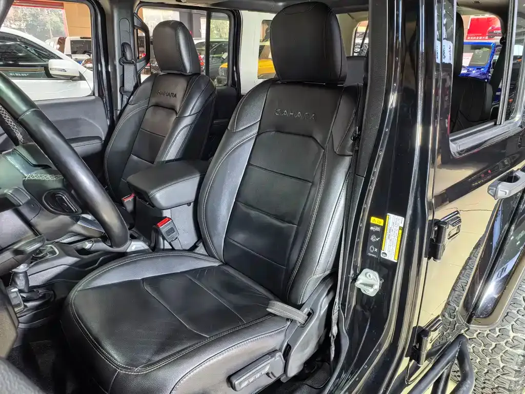 Jeep Wrangler 2021 из CN, фото 6