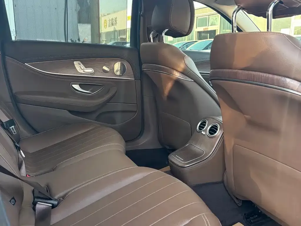 Mercedes-Benz E-Class 2021 из CN, фото 2