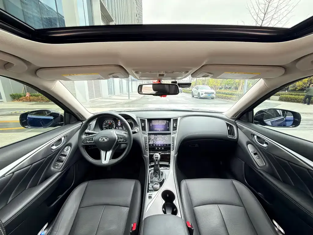Infiniti Q50L 2021 из CN, фото 10