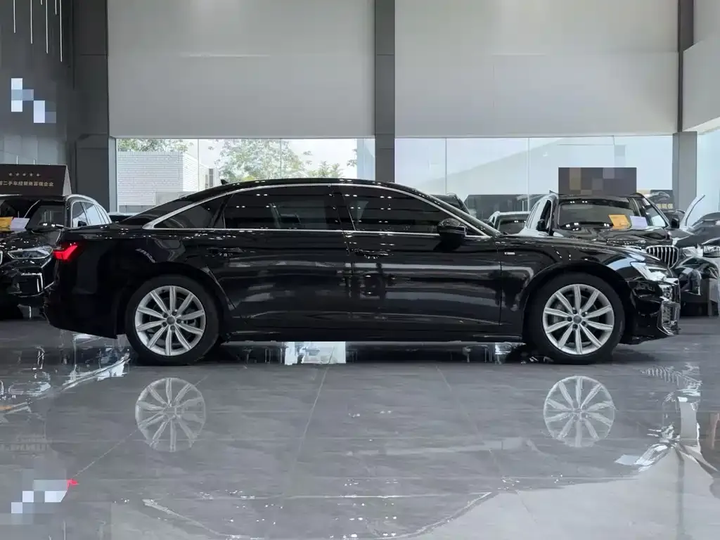 Audi A6L 2021 из CN, фото 2