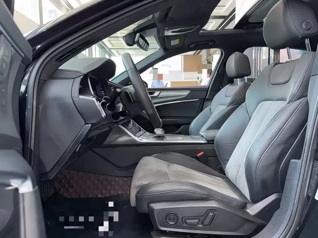 Audi A6L 2021 из CN, фото 3